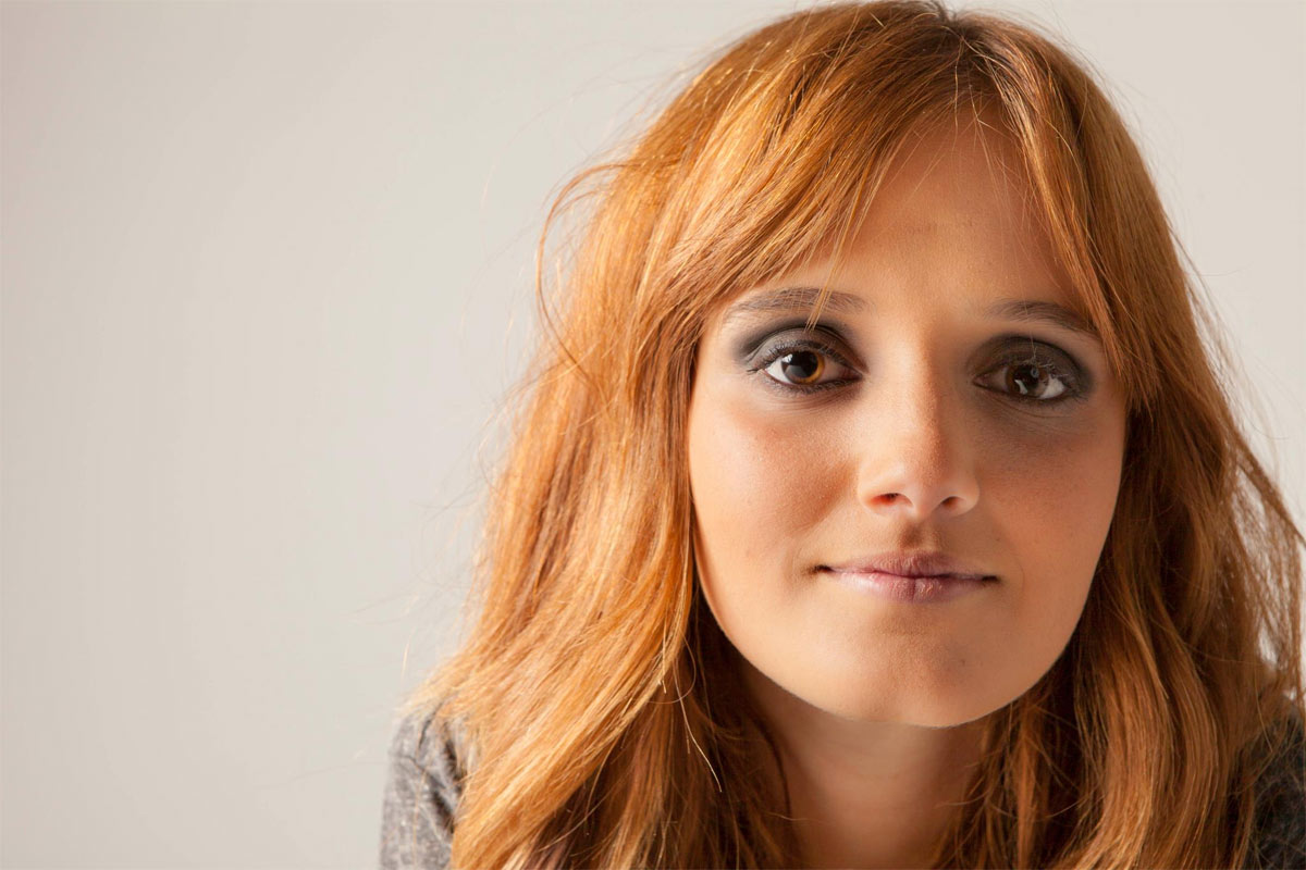 Carolina Deslandes, contacto Carolina Deslandes, artista, Cantora