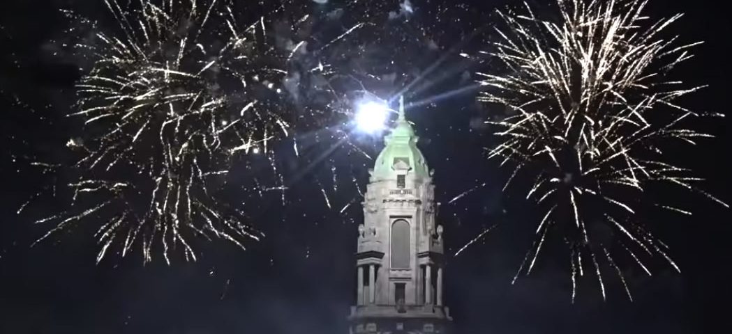 Fogo de artificio, passagem de ano, 2018, 2019, Porto, Aliados, Pedro Abrunhosa, fogo, foguetes, Oporto, Cidade, Norte, Portugal, Concerto, Abrunhosa, Musica ao vivo