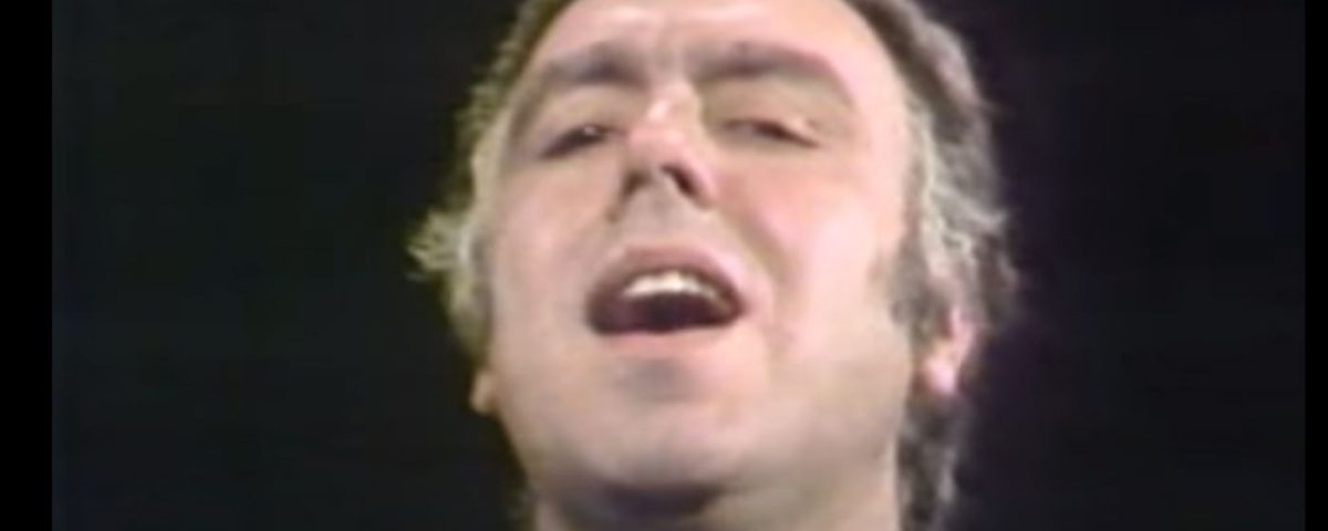 O homem das castanhas, Carlos do Carmo, Letra, fados, Fadistas, Artistas, cantores, musica portuguesa, Fados, Marchas, canções, recordações, cantor, português, Musicas, Letras