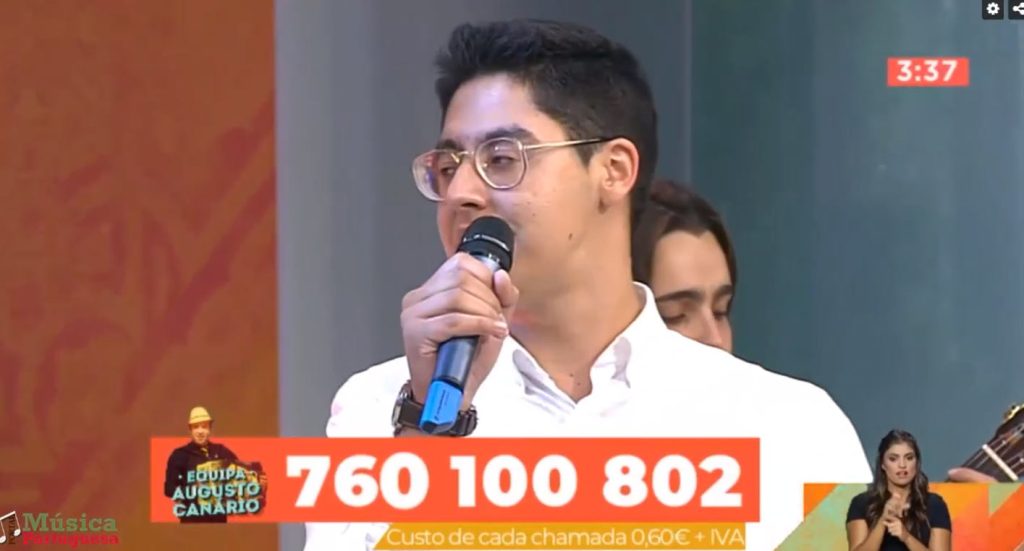 Nuno Valente e Daniel Alves, Desgarrada, Programa, Praça da Alegria, Cantares ao Desafio, Nuno Valente de Ansião, Daniel Alves de Ponte de Lima, Concertinas